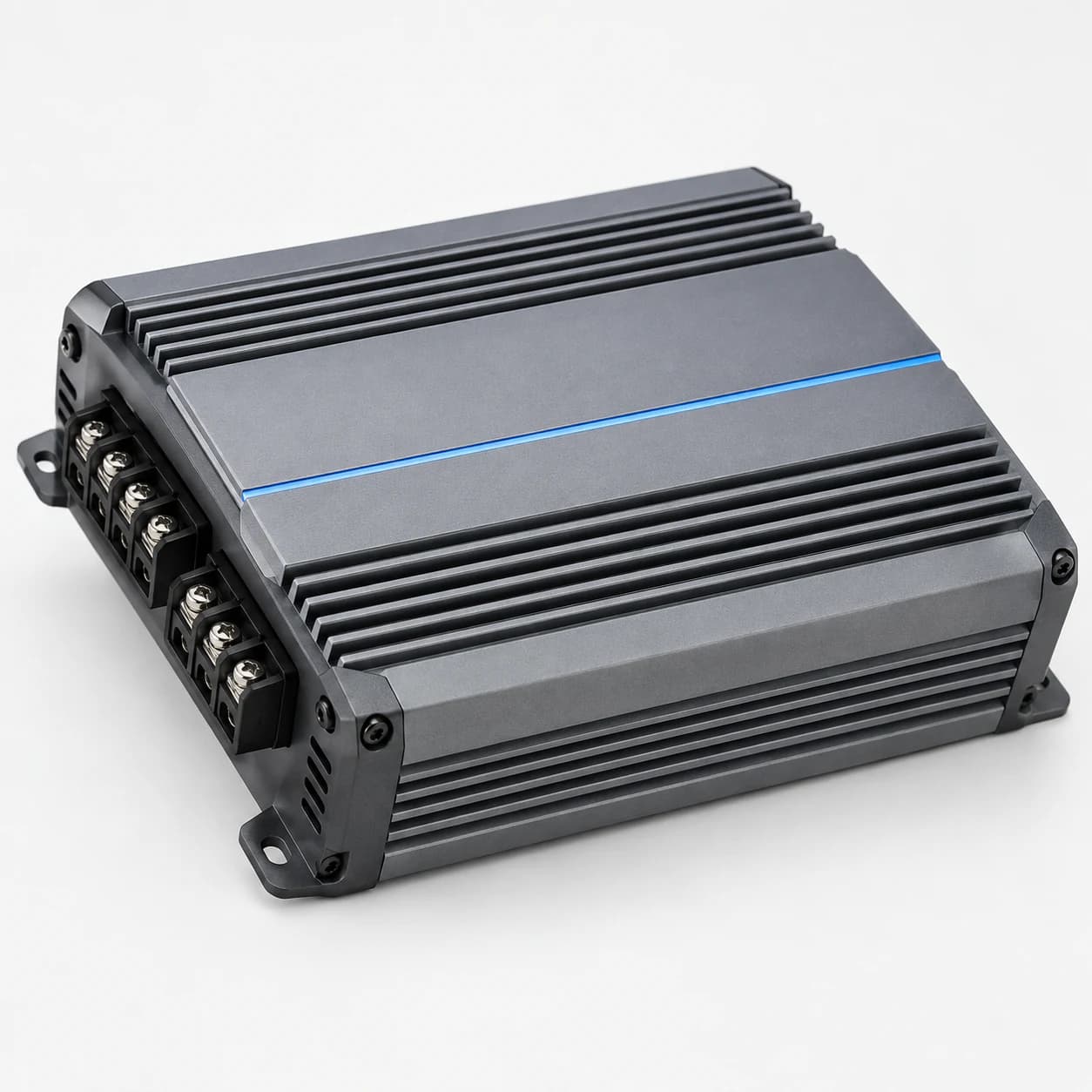 Taramps TS 400x4, versão 2 Ω, em foto de produto sobre fundo neutro